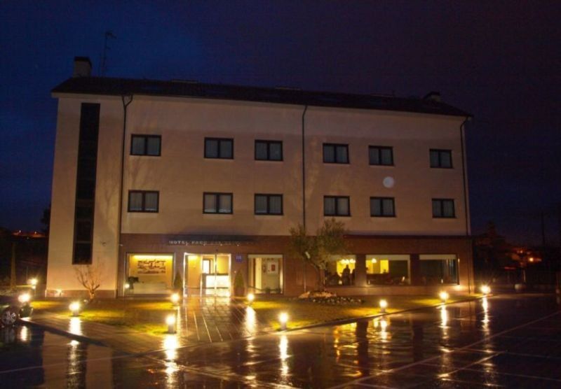 Hotel Pago Del Olivo Simancas Eksteriør billede